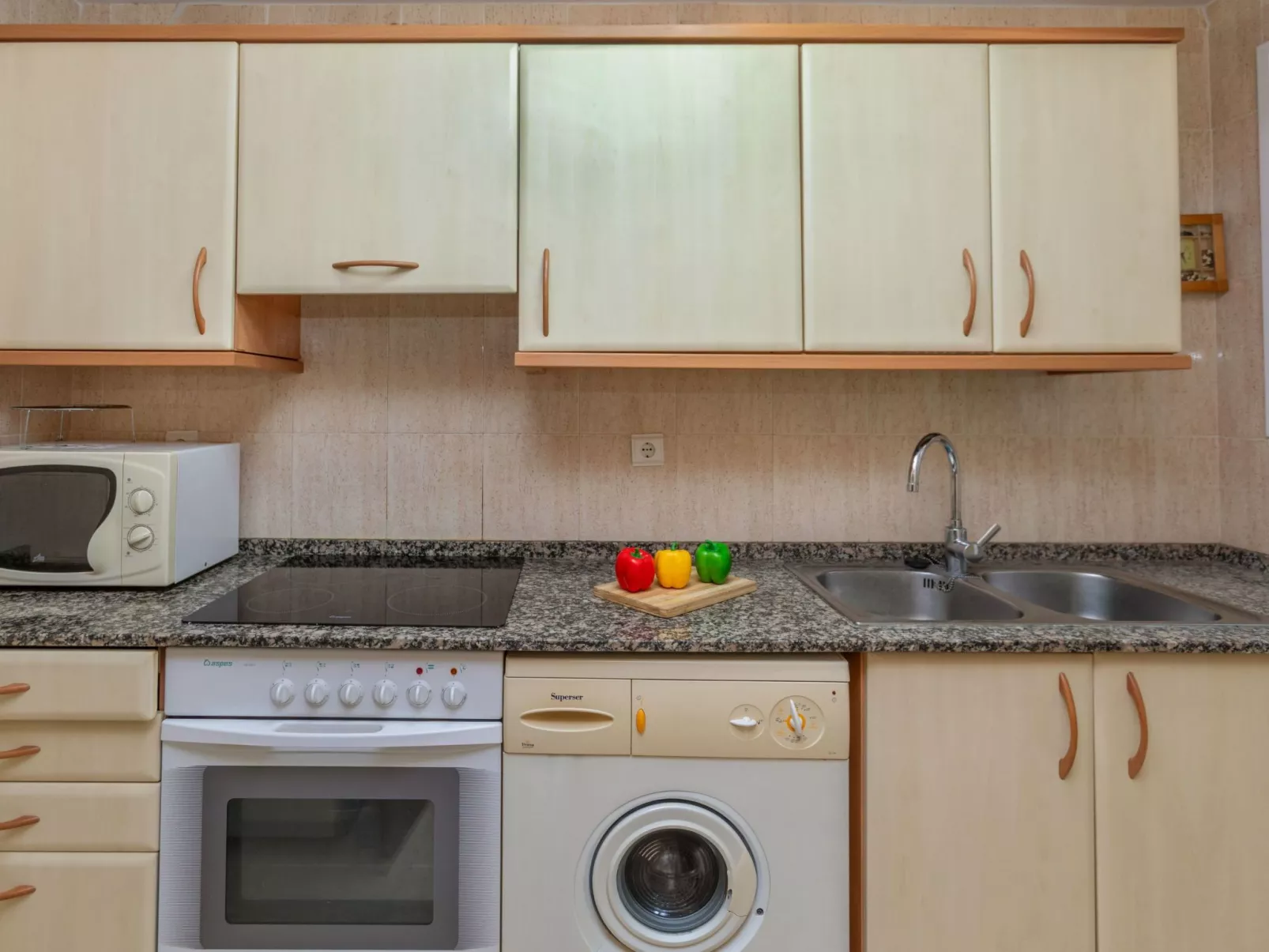 Malibu Canales - Binnen