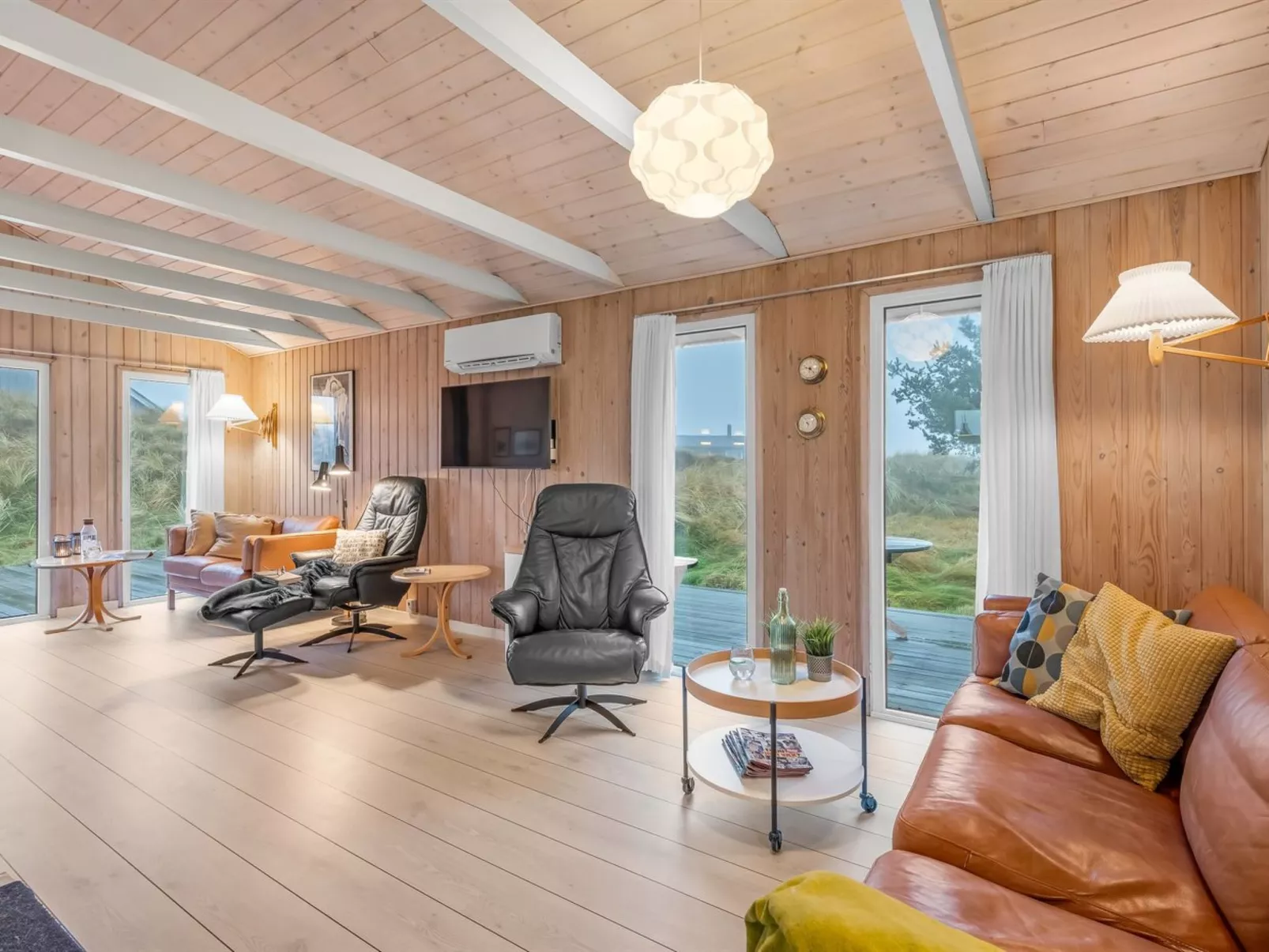 "Casandra" - 600m from the sea - Binnen