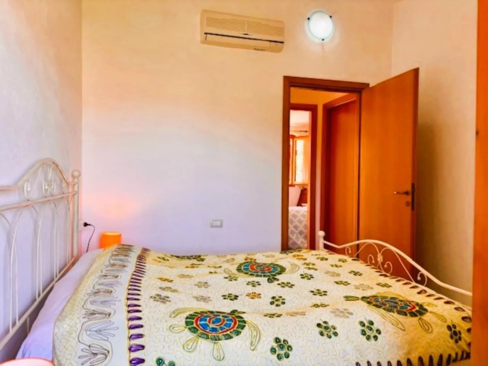 La Casa del Sorriso - Binnen