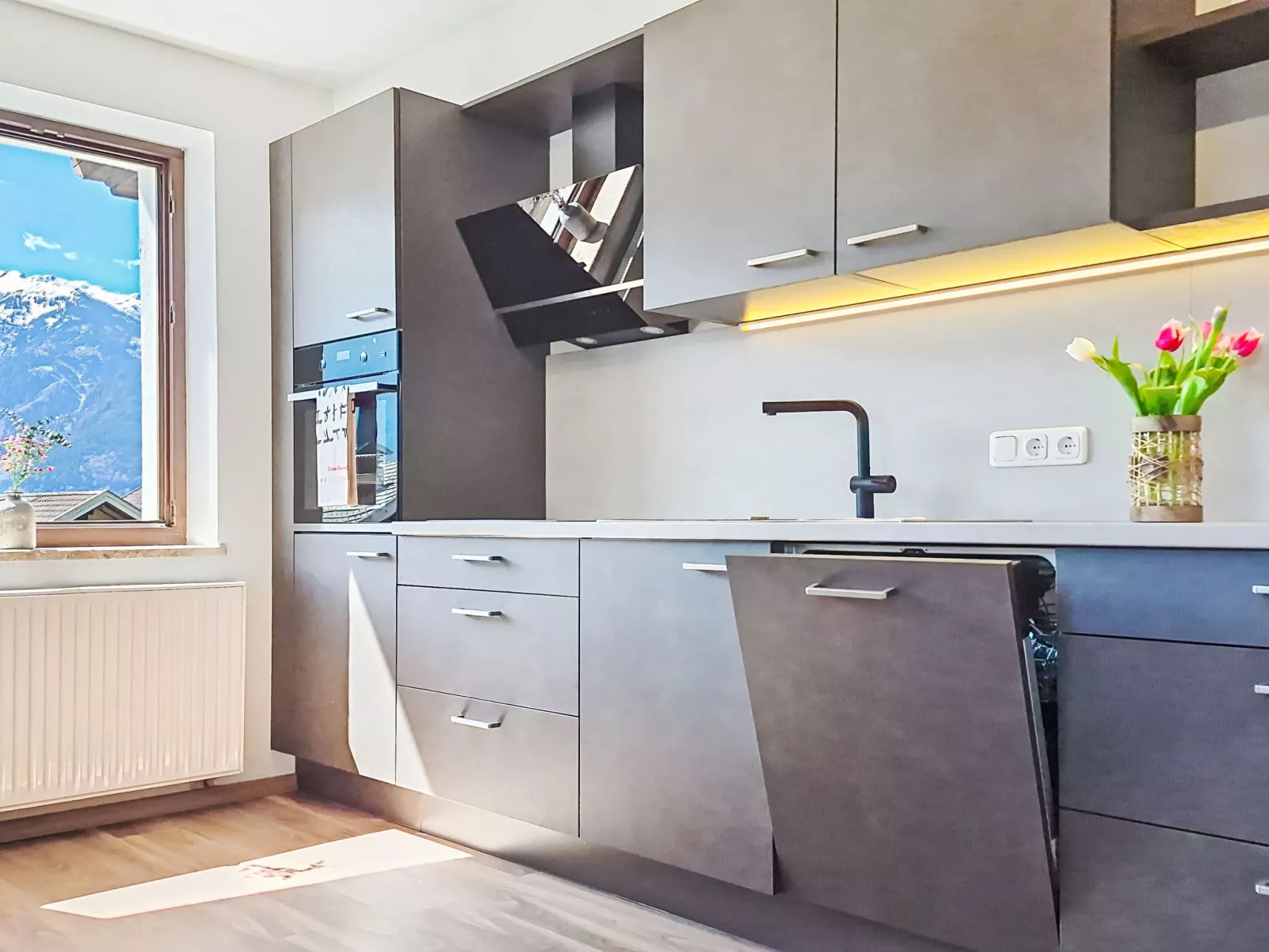 Panoramablick Tauern - Binnen