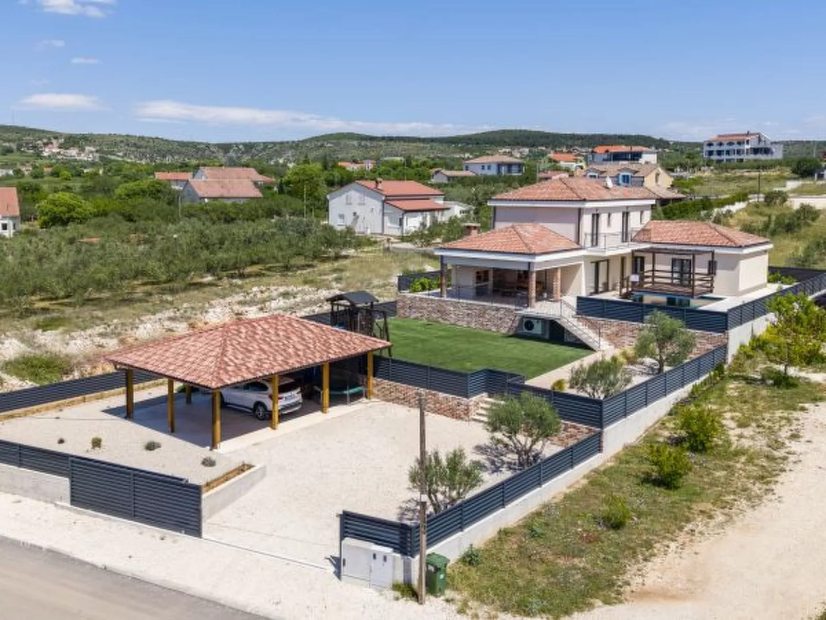 Magnificent Villa Oasis with extra large heated po - Image-tags.info