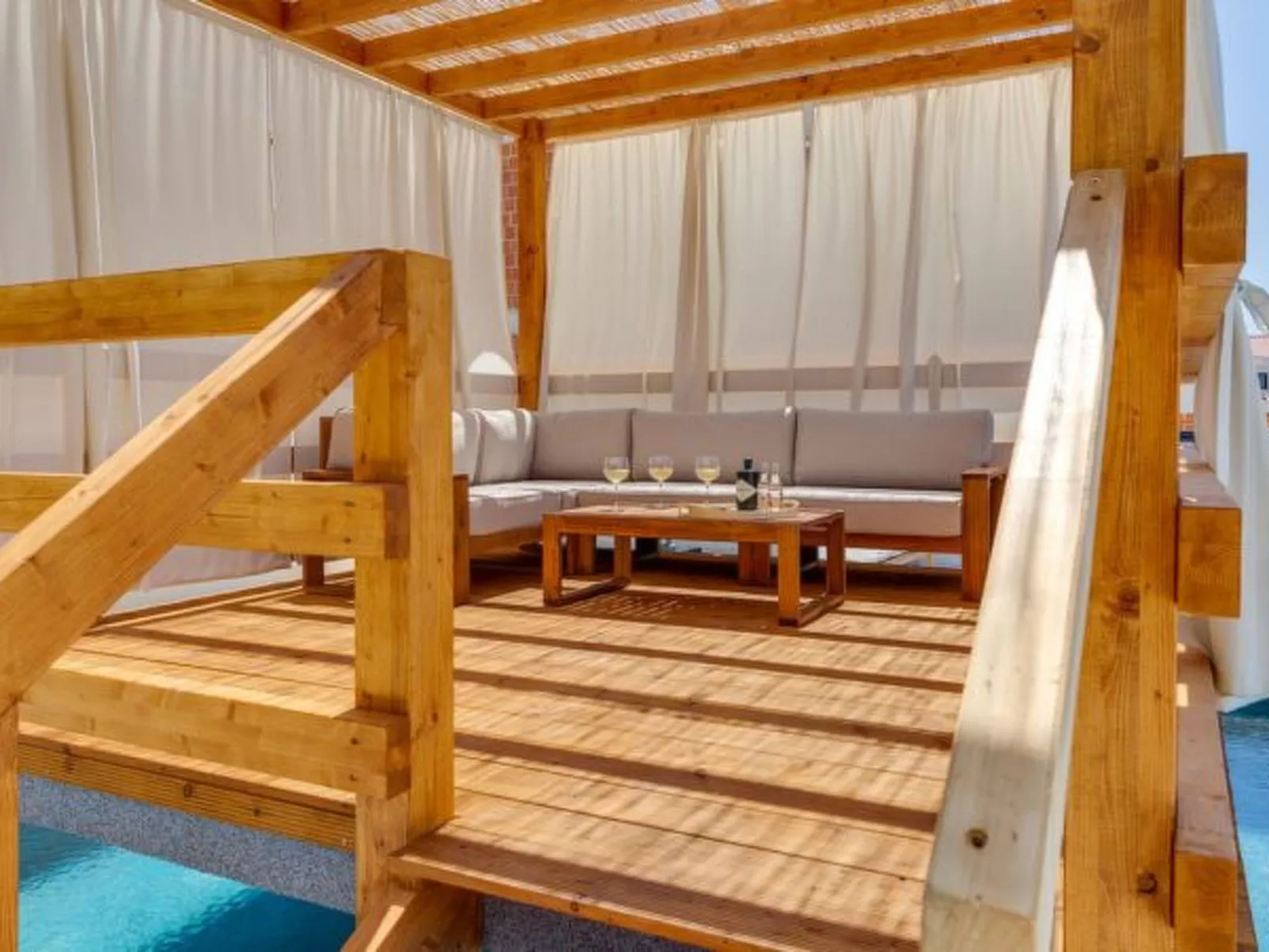 Magnificent Villa Oasis with extra large heated po - Image-tags.info