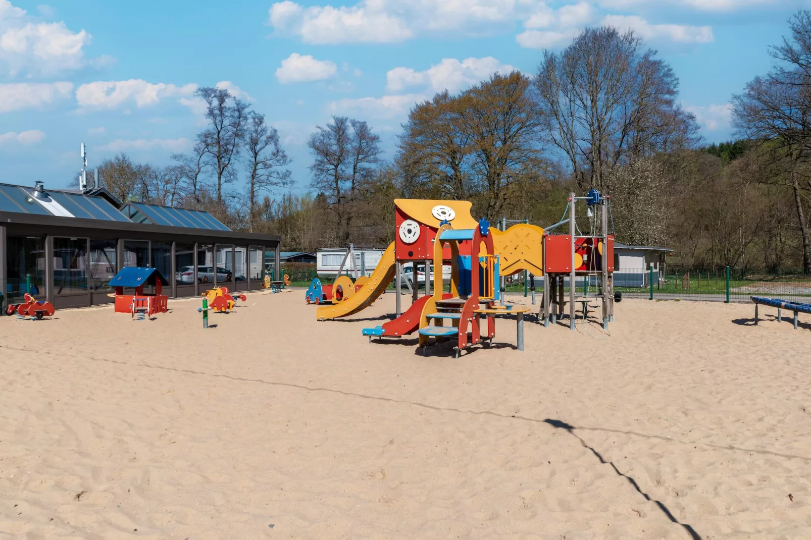 Le Ruisseau - Parkfaciliteiten