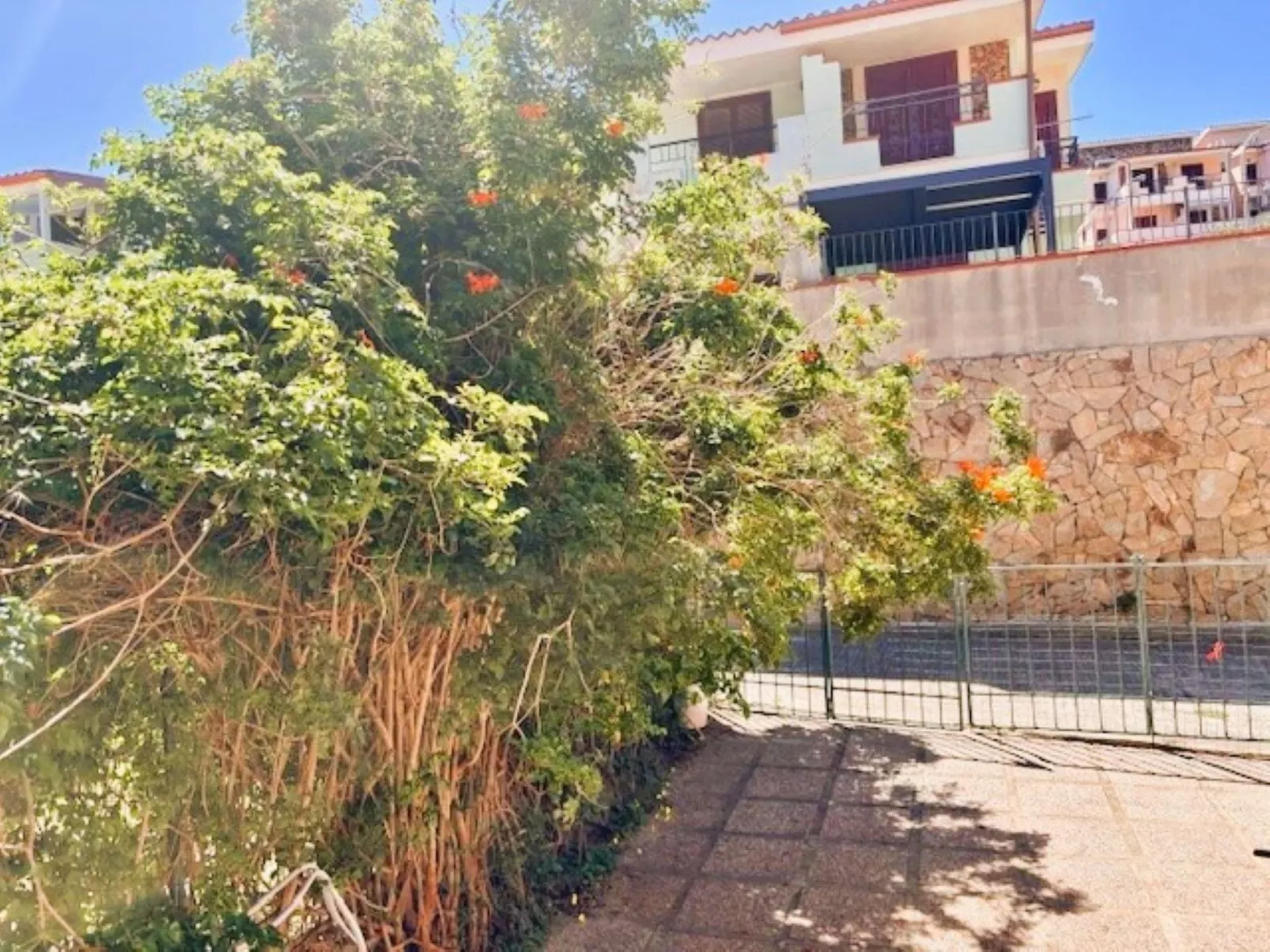 La Casa del Sorriso - Buiten