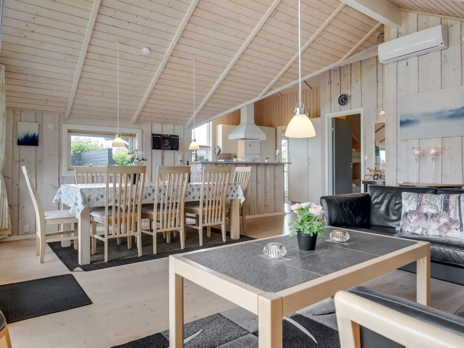 "Sulo" - 500m from the sea - Binnen