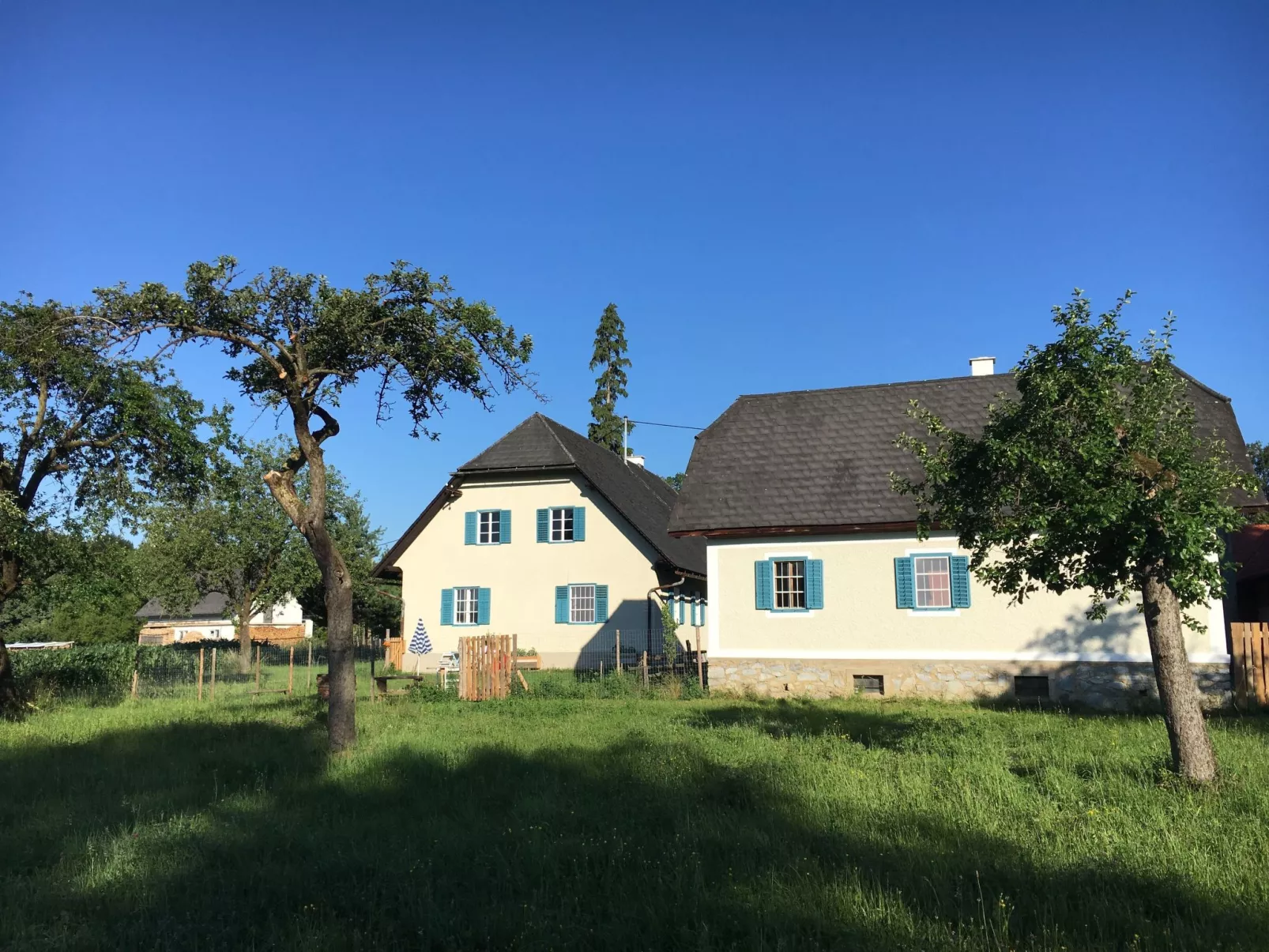 Kellerstöckl am veganen Bio-Lebenshof - Varm - the vegan Farm - Buiten