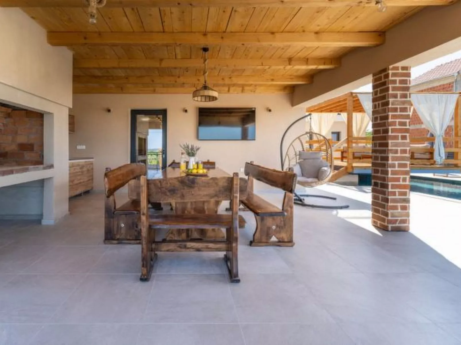 Magnificent Villa Oasis with extra large heated po - Image-tags.info