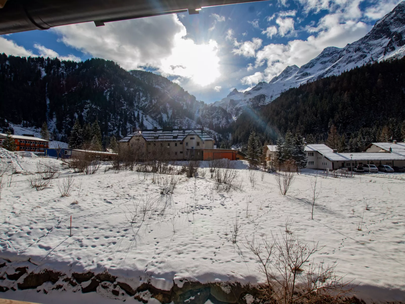 Lodge Enzian 194 im Tauerndorf Enzingerboden - Buiten