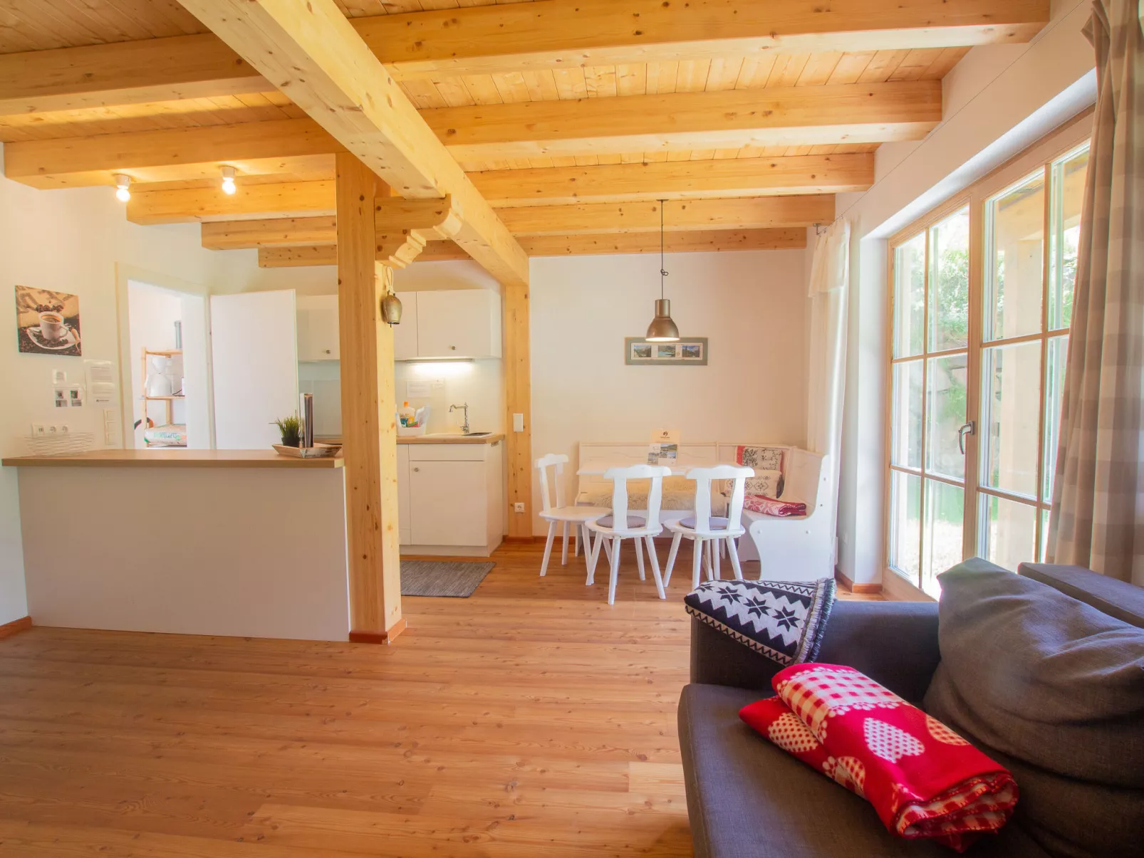 Lodge Enzian 194 im Tauerndorf Enzingerboden - Binnen