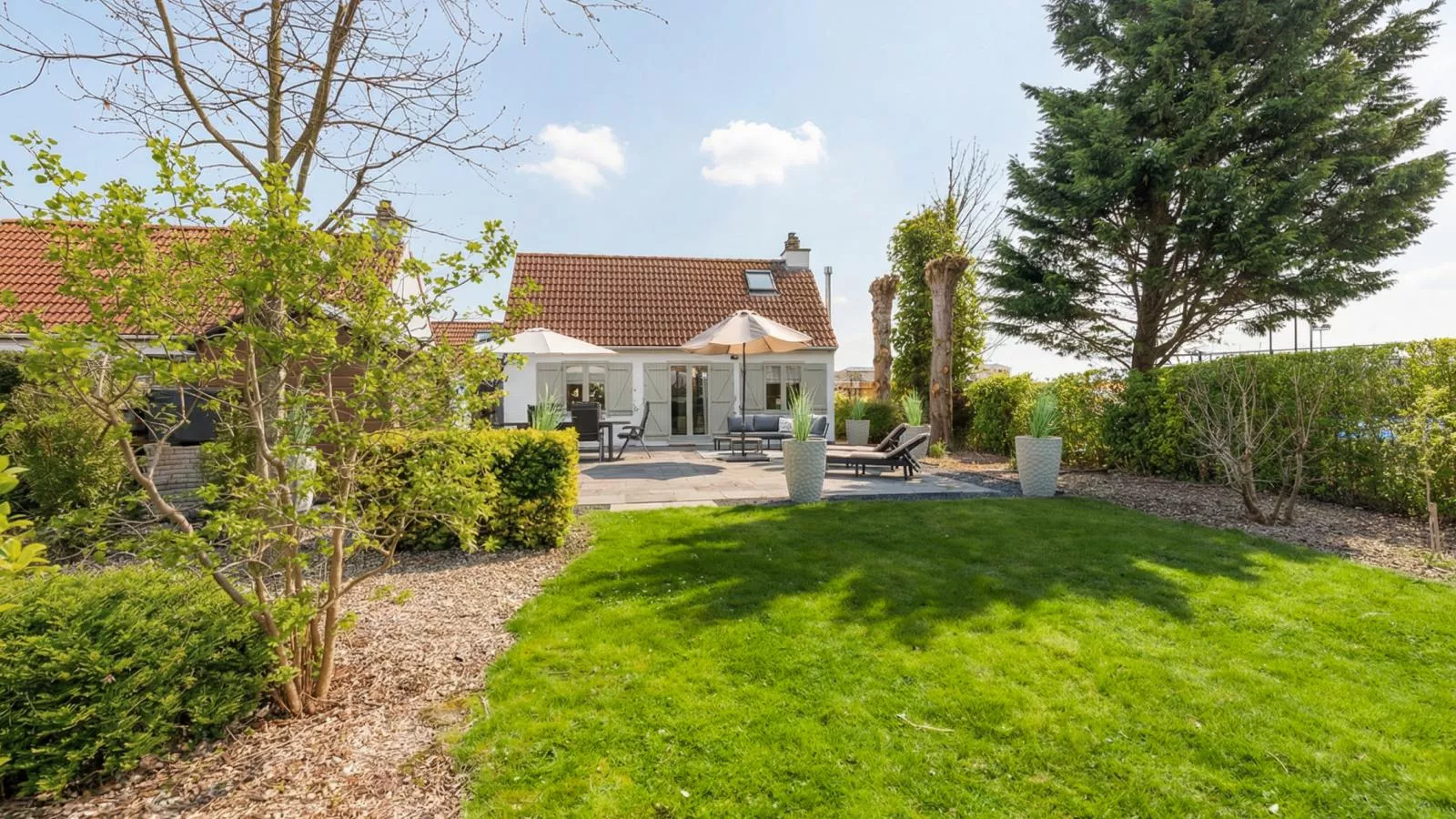 Villa Belle Haan - Tuinen zomer