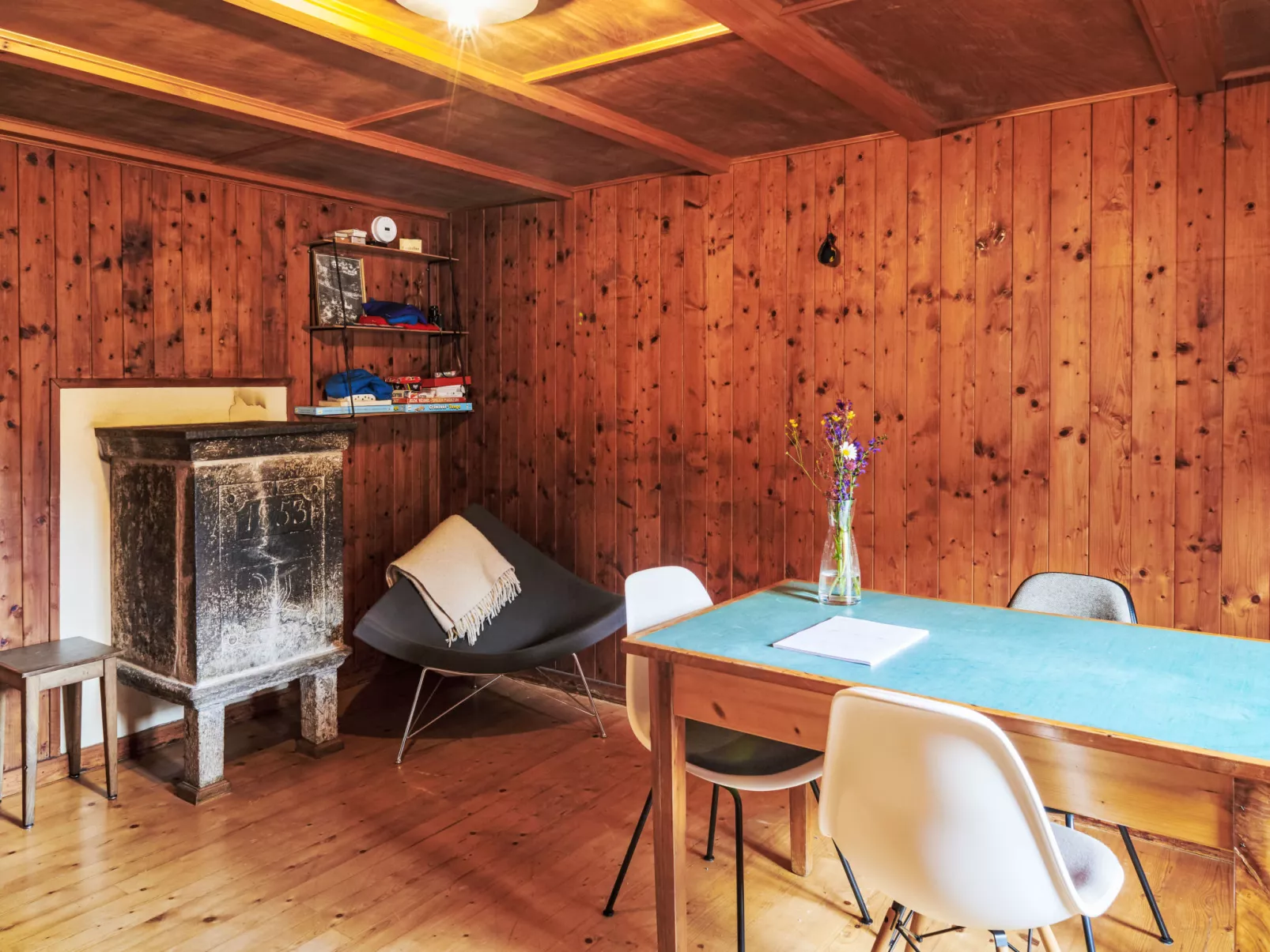 Waterfall House - Binnen