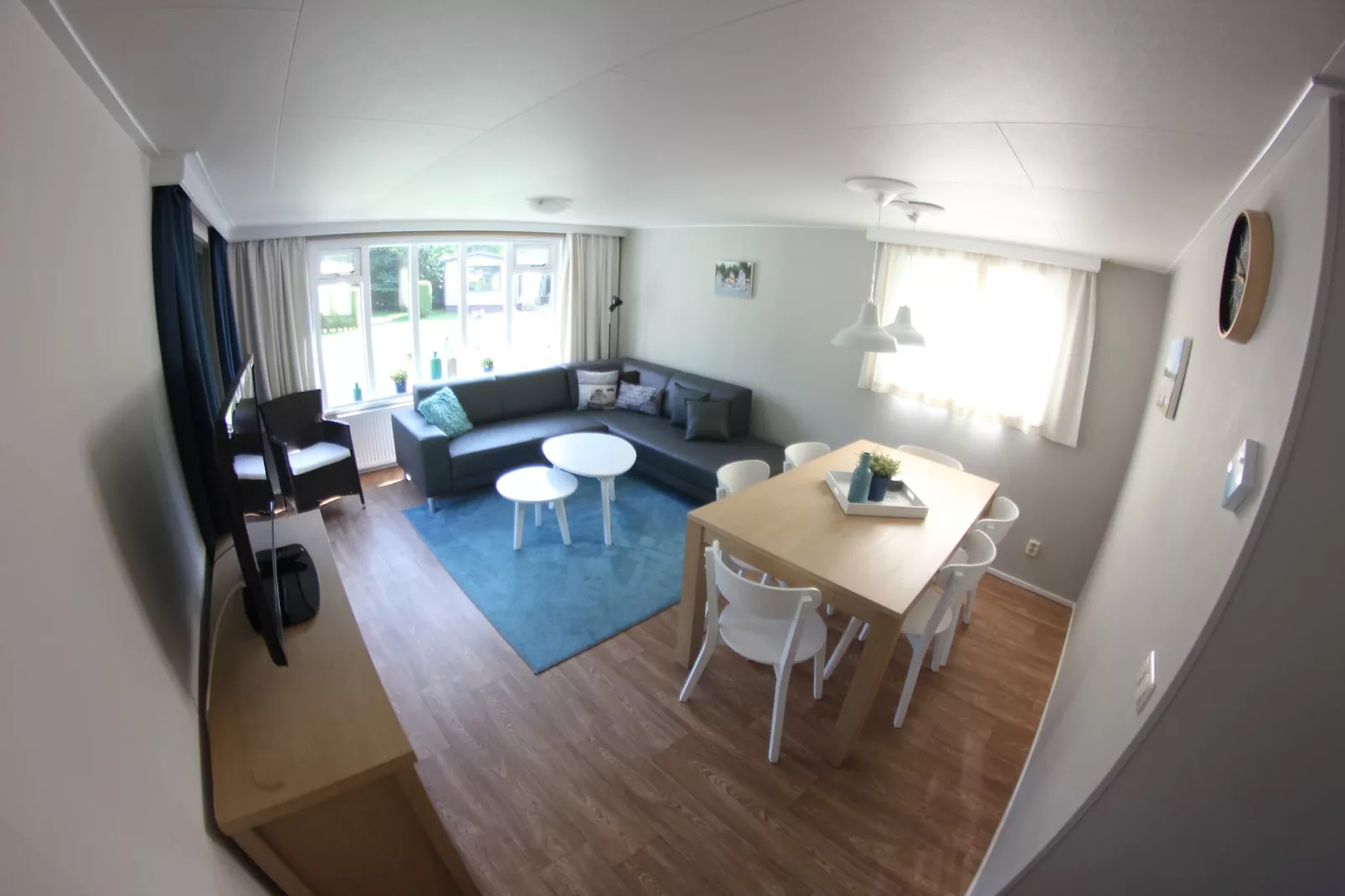 Vakantiepark Bergumermeer 8