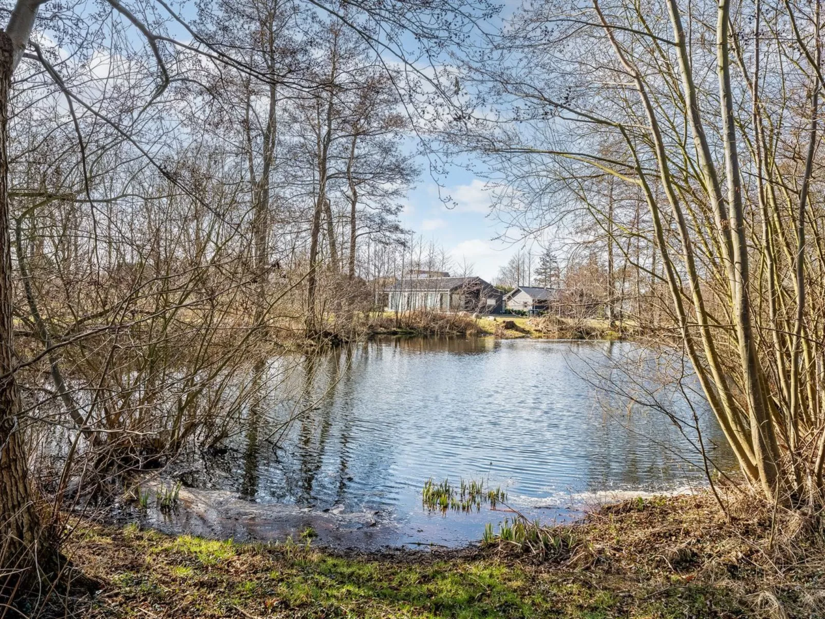 "Goti" - 400m from the sea