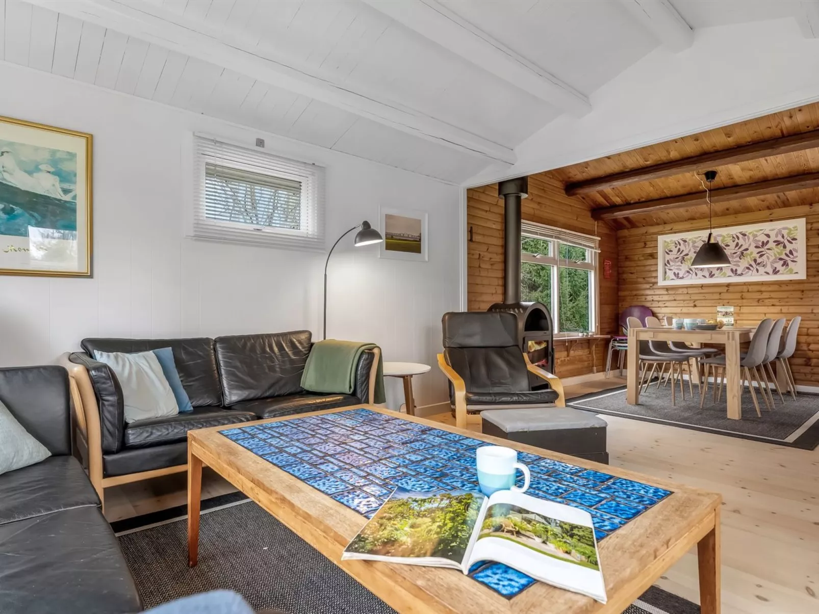 "Aarno" - 700m from the sea - Binnen