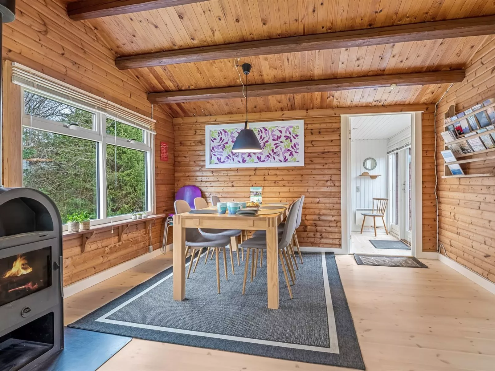 "Aarno" - 700m from the sea - Binnen