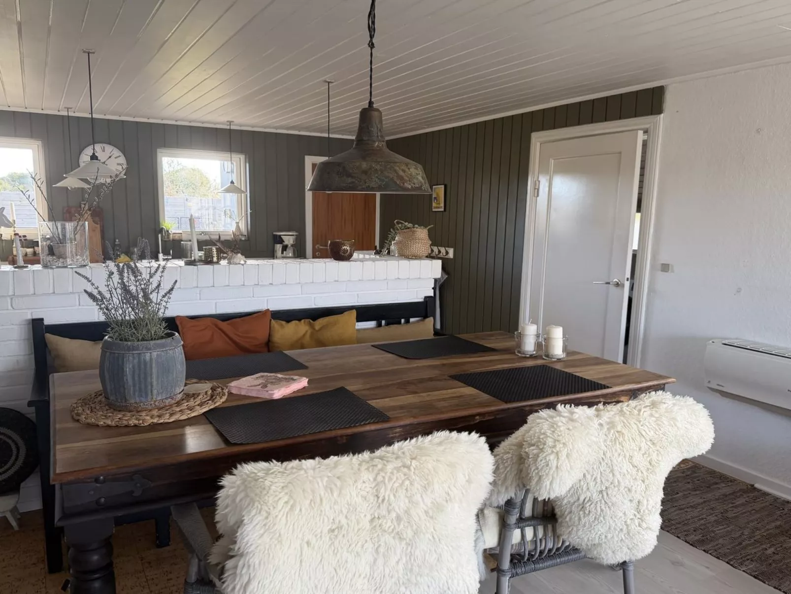 "Bo" - 250m from the sea - Binnen