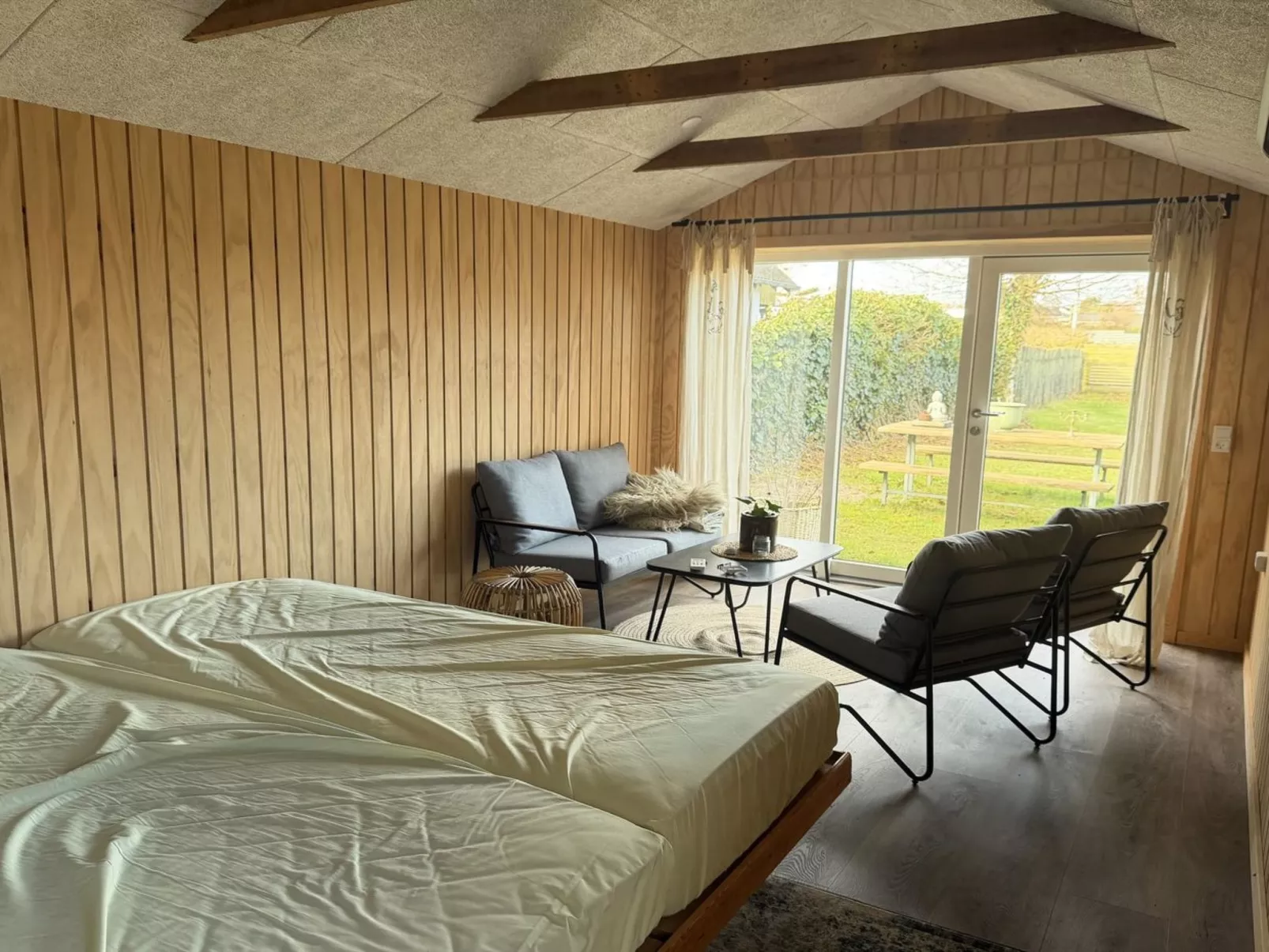 "Bo" - 250m from the sea - Binnen