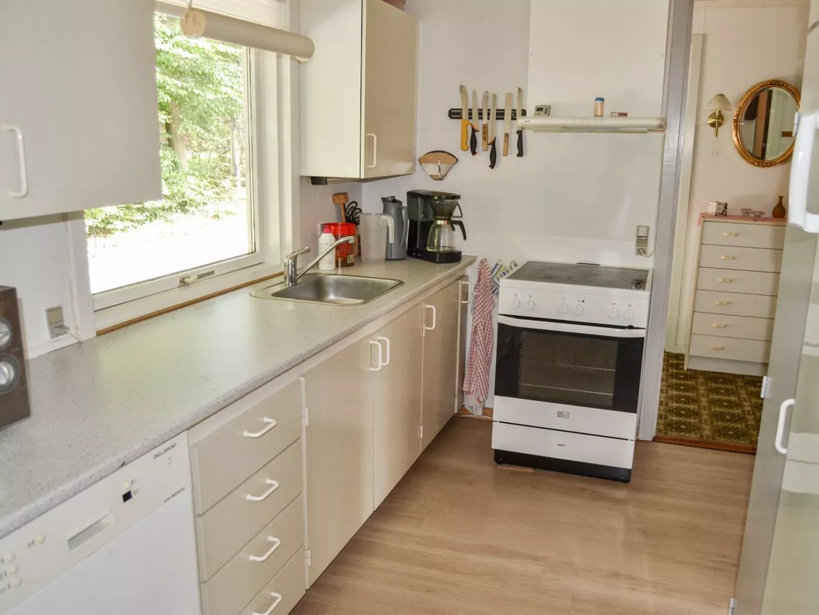 "Friderica" - 30km from the sea - Binnen