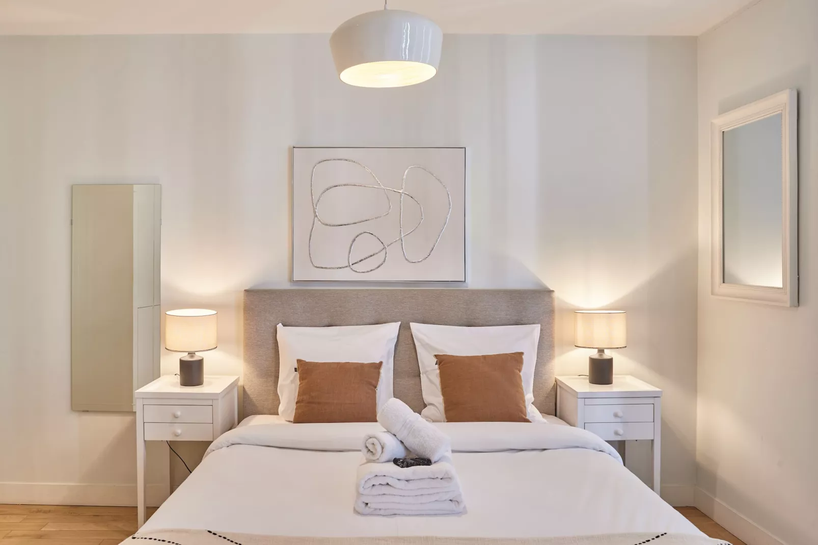 CHENIER 9 NEW - Niet-getagd