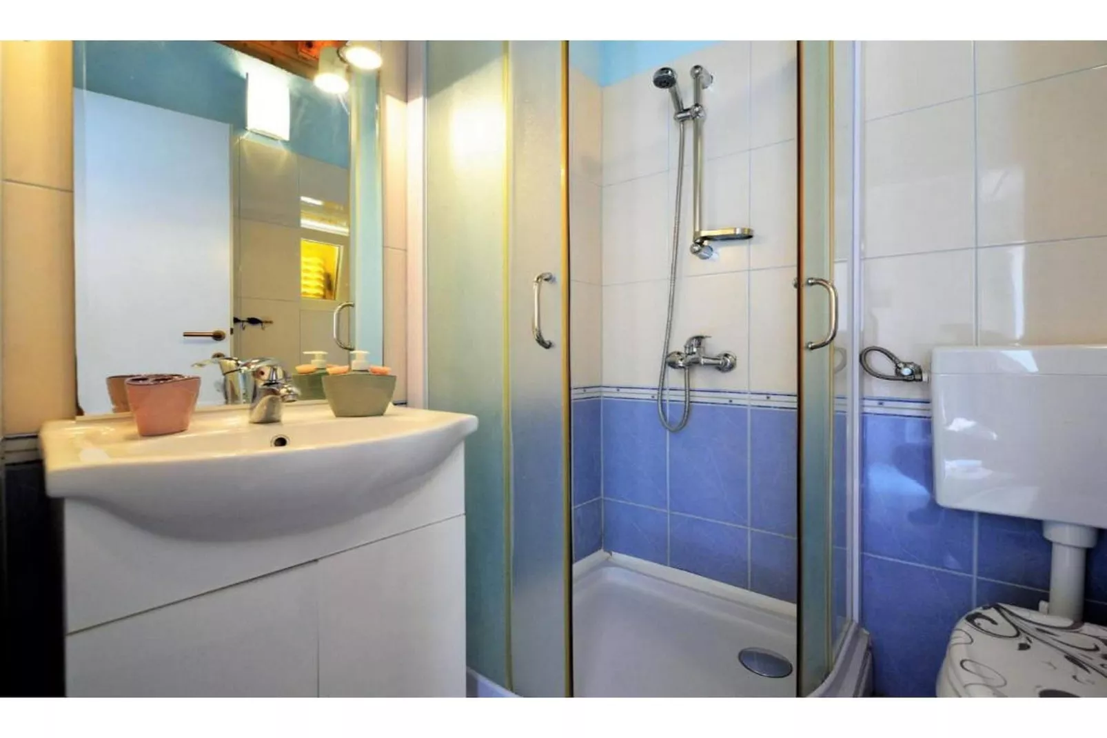 Apartments Sunce - Blue A2 - Badkamer