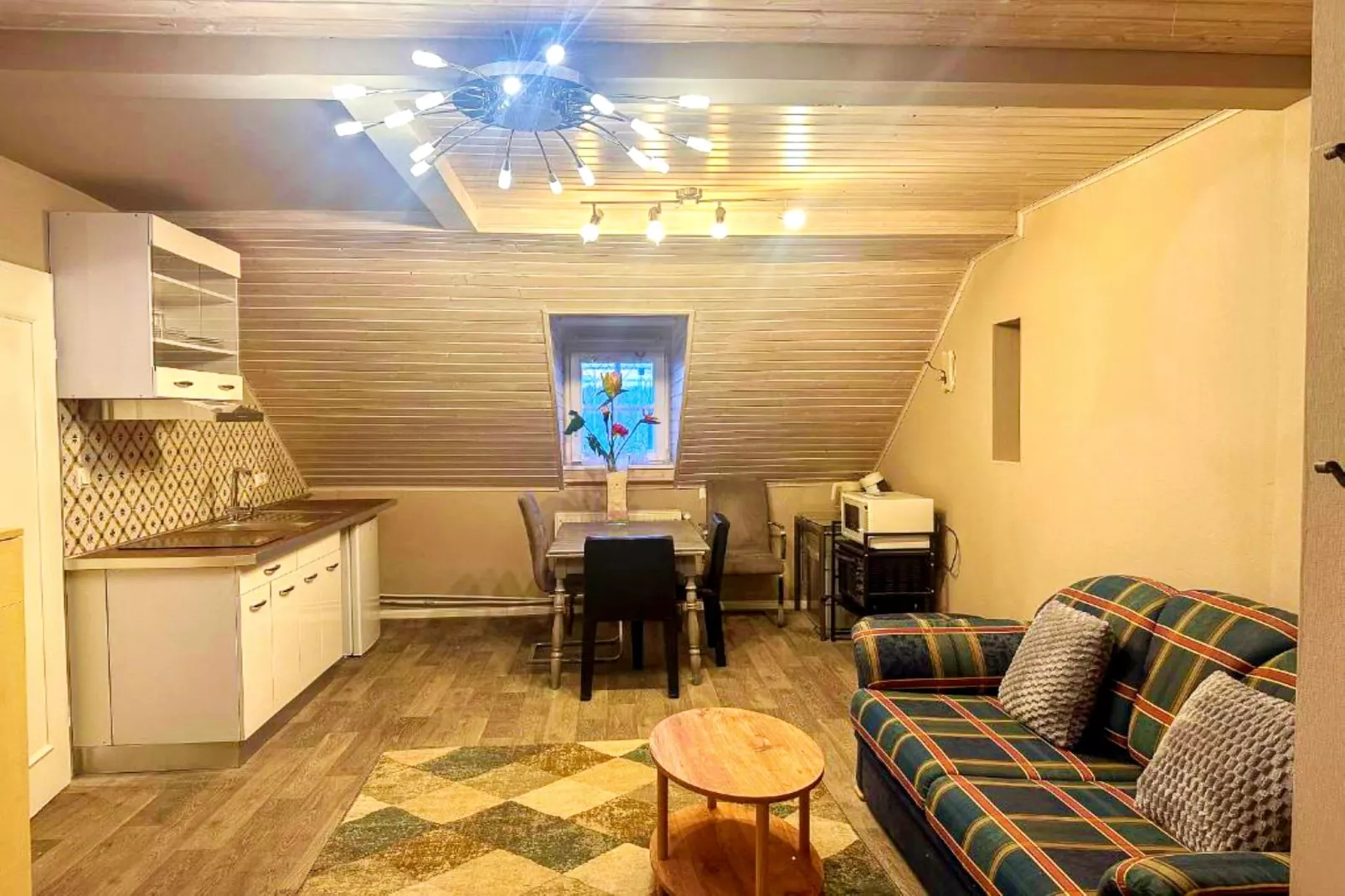 B2 Ferienwohnung Sonnentälchen - Woonkamer