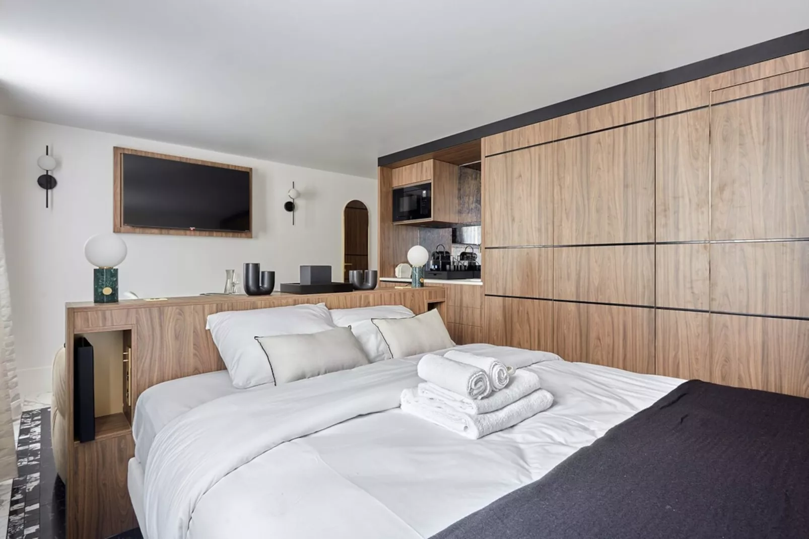 PELICAN 9 NEW - Niet-getagd