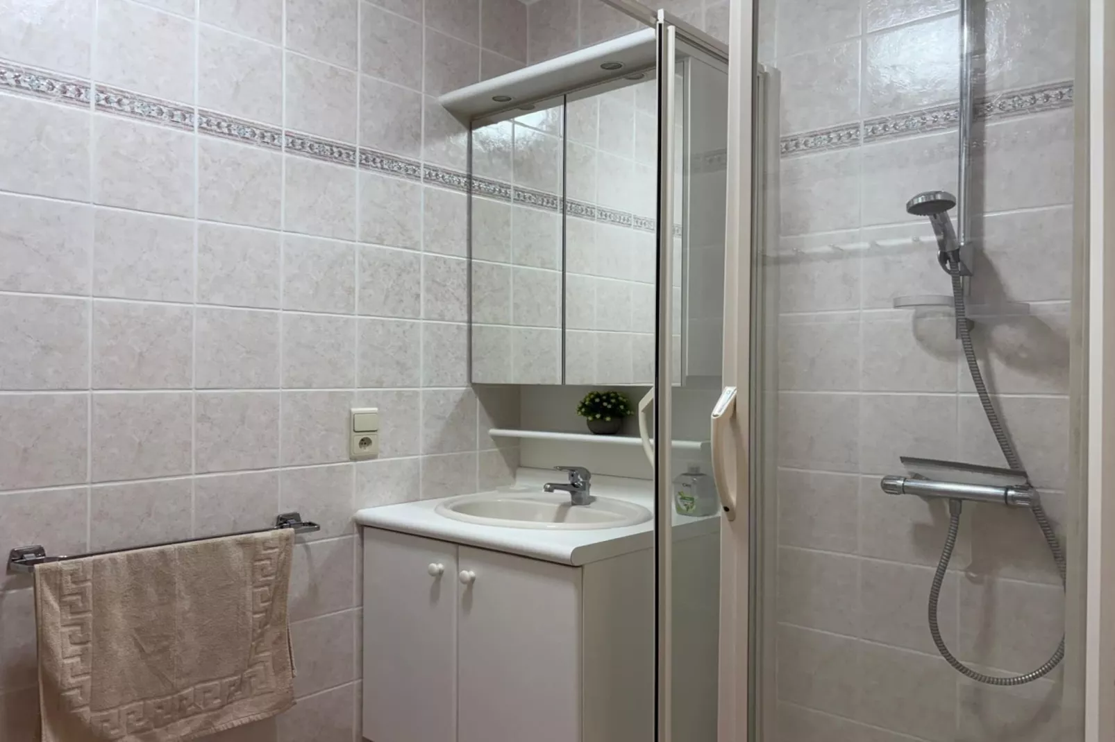 SEA BREEZE 0202 - Badkamer