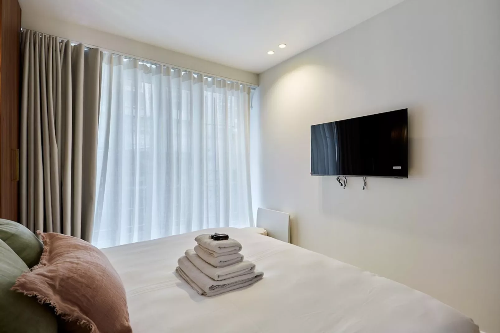 ECURIES 1 NEW - Niet-getagd