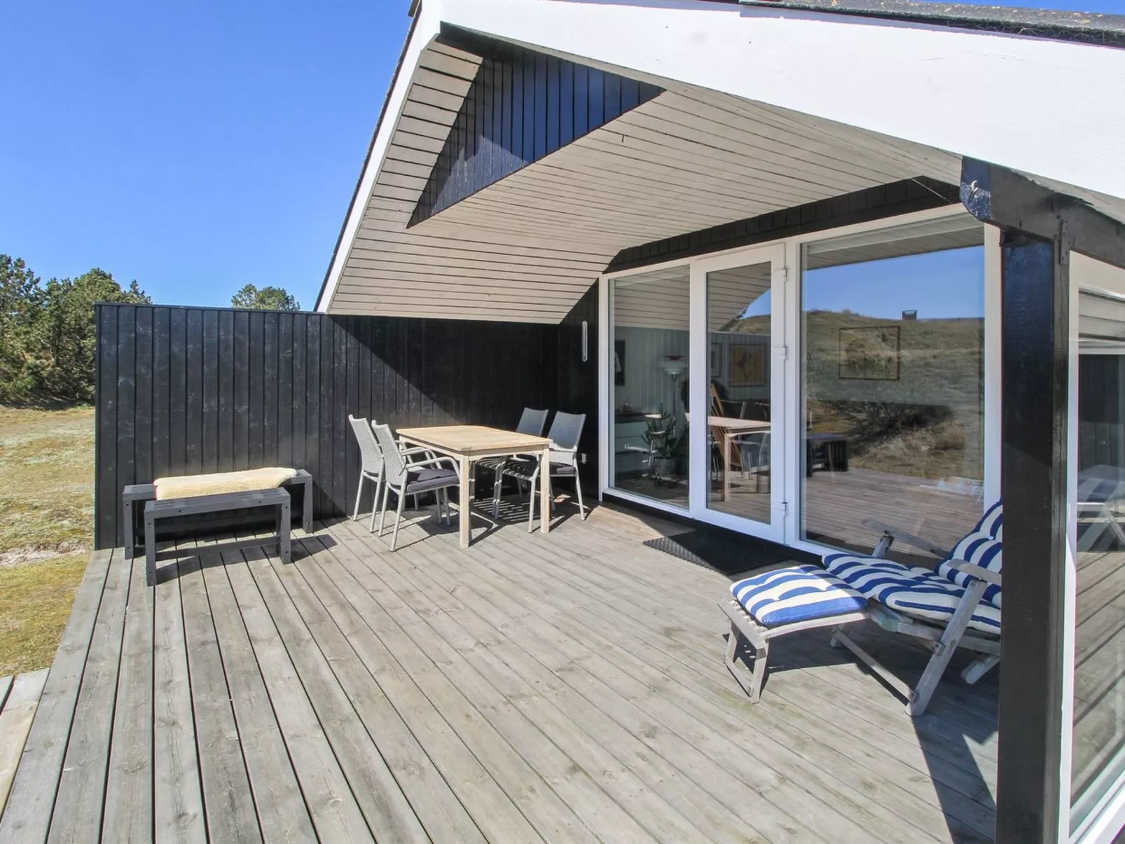 "Morlin" - 2km from the sea - Buiten