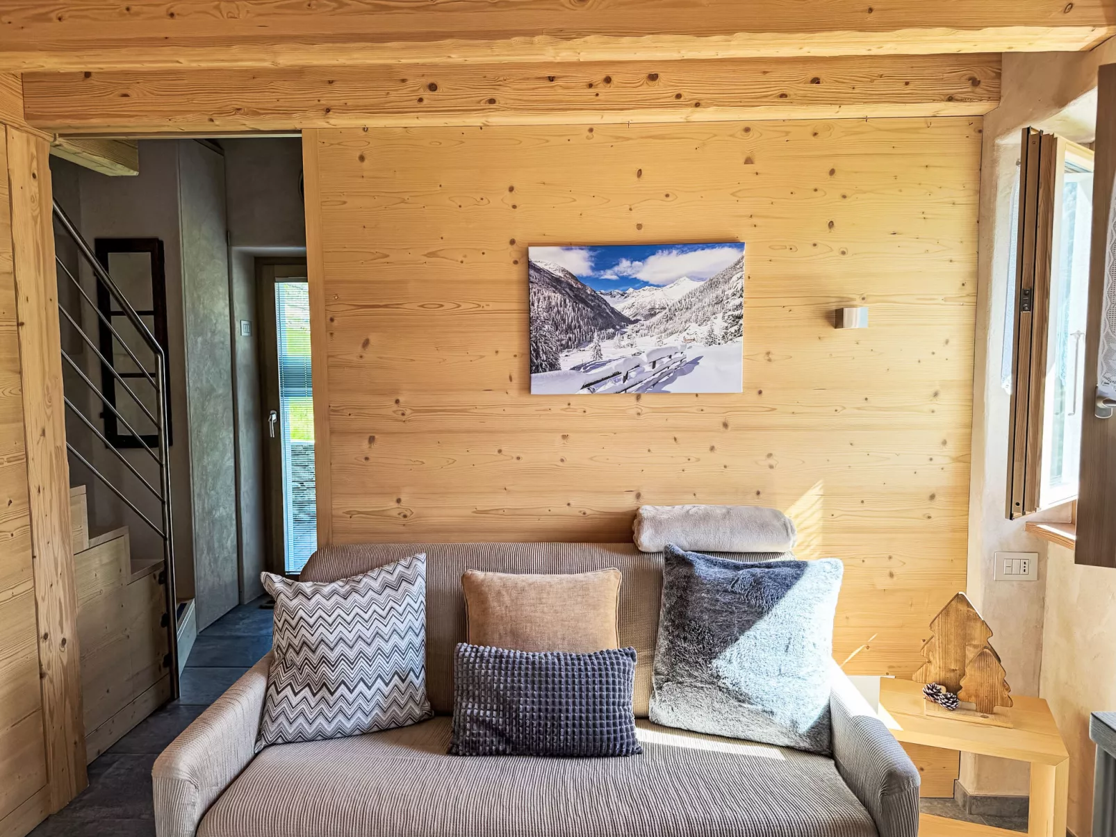 Chalet 'Casa al Pozzo' mit Bergblick - Binnen