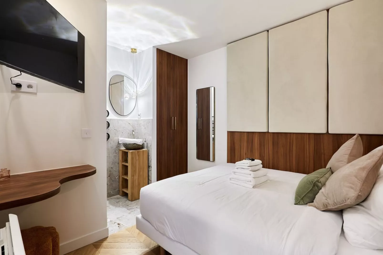 ECURIES 2 NEW - Niet-getagd