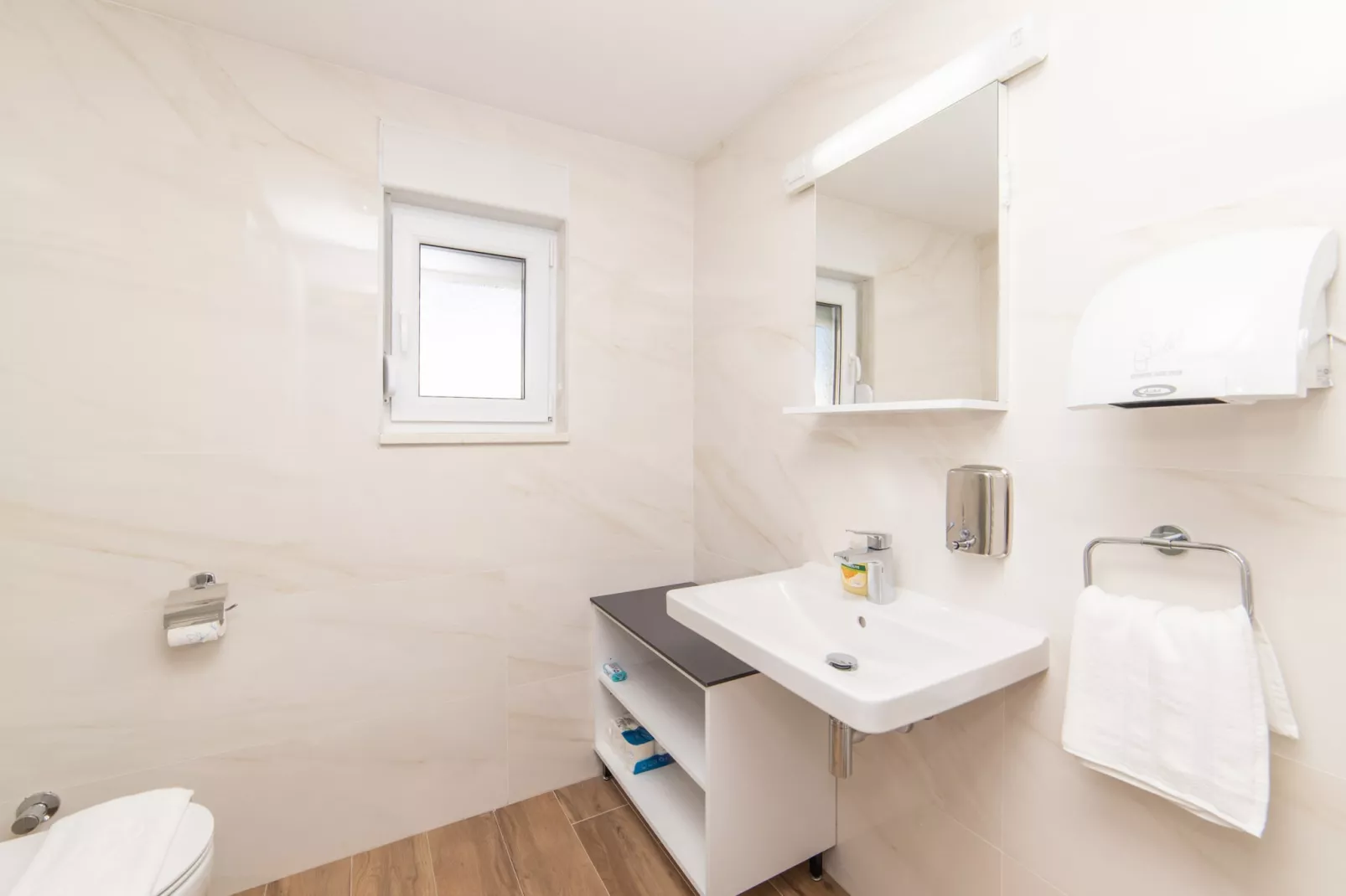 Altiora Prestige Residence 303 - Badkamer