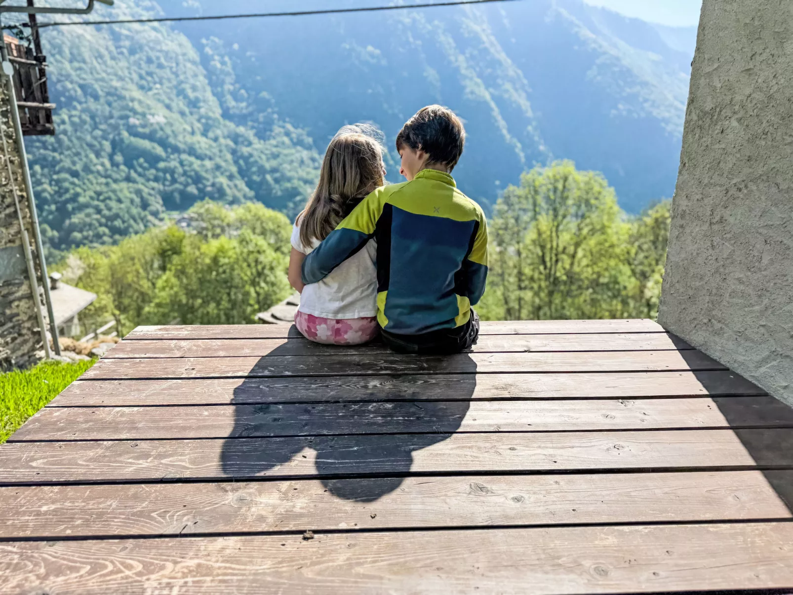 Chalet 'Casa al Pozzo' mit Bergblick - Buiten