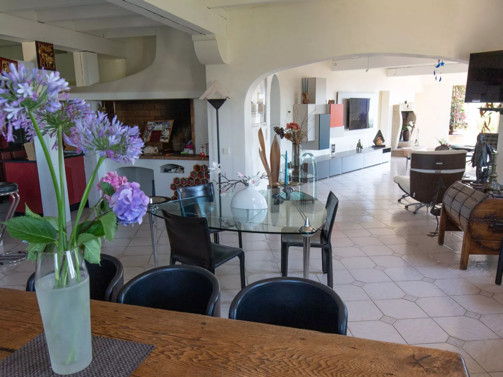 "La Capitelle" - Image-tags.info