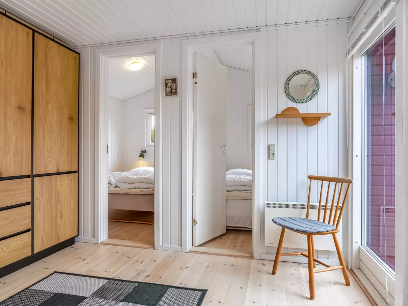 "Aarno" - 700m from the sea - Binnen