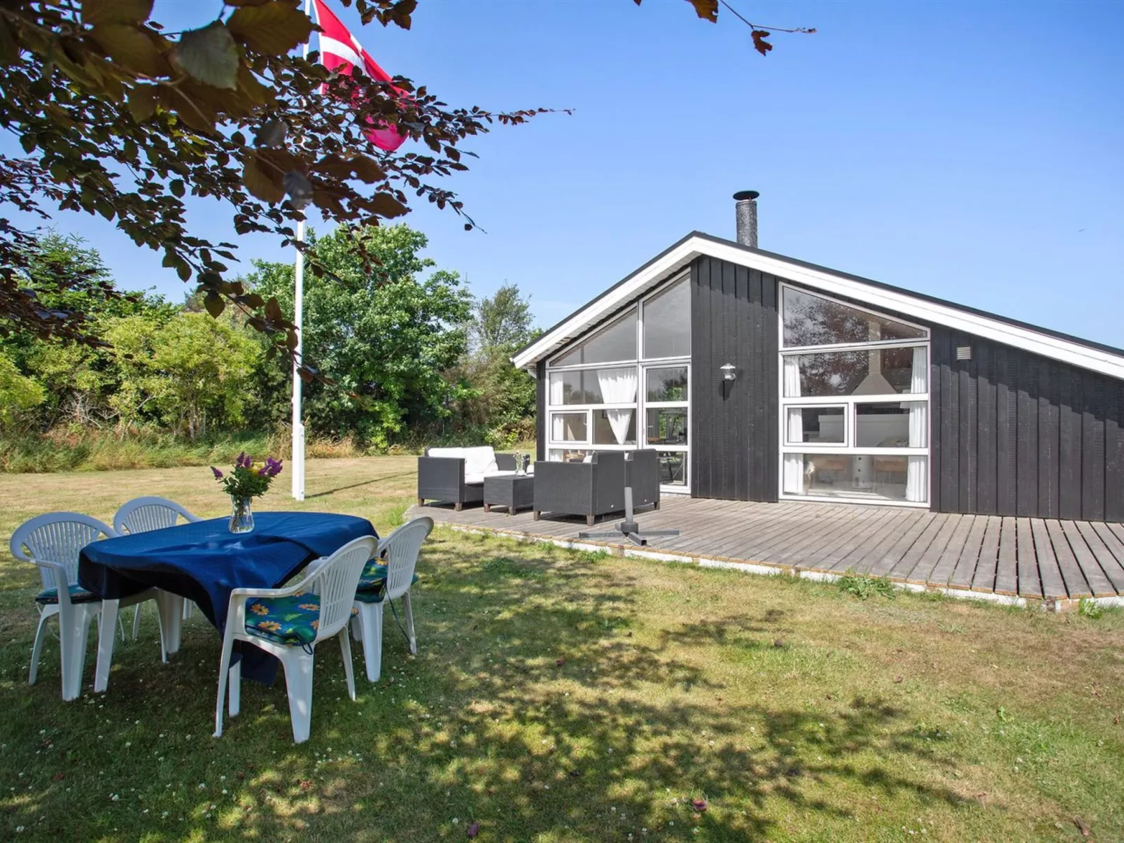 "Alexandria" - 1.5km from the sea - Binnen