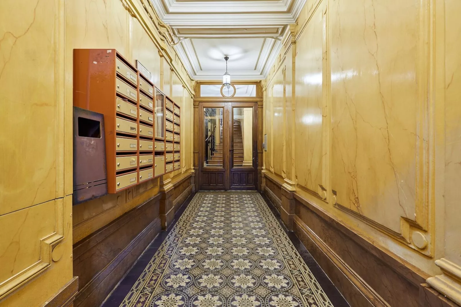 ECURIES 1 NEW - Niet-getagd