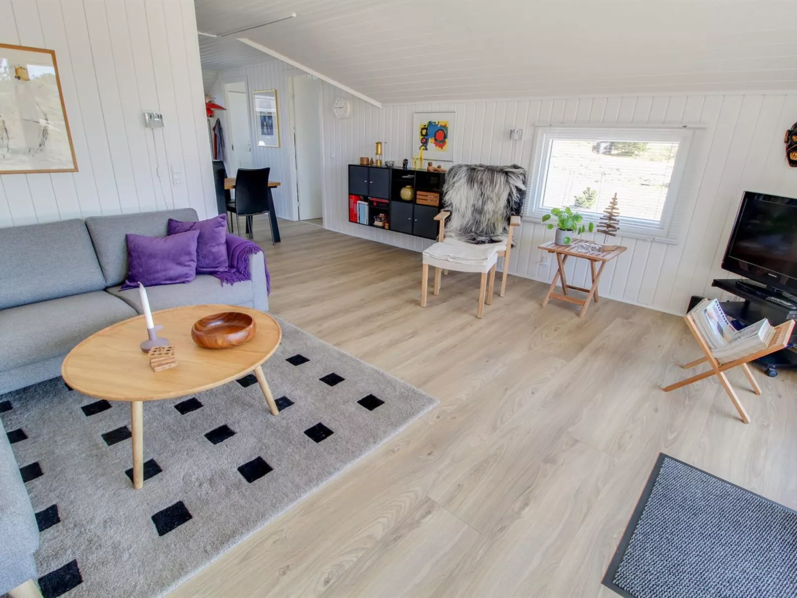 "Morlin" - 2km from the sea - Binnen