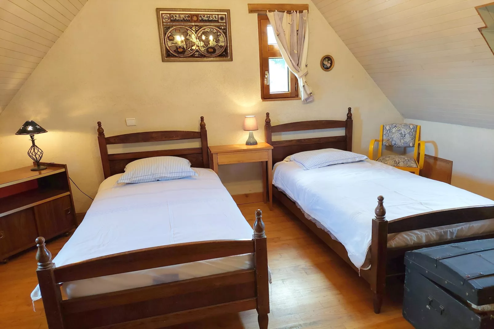 Granitsteinhaus in St Pol-de-Léon - Slaapkamer