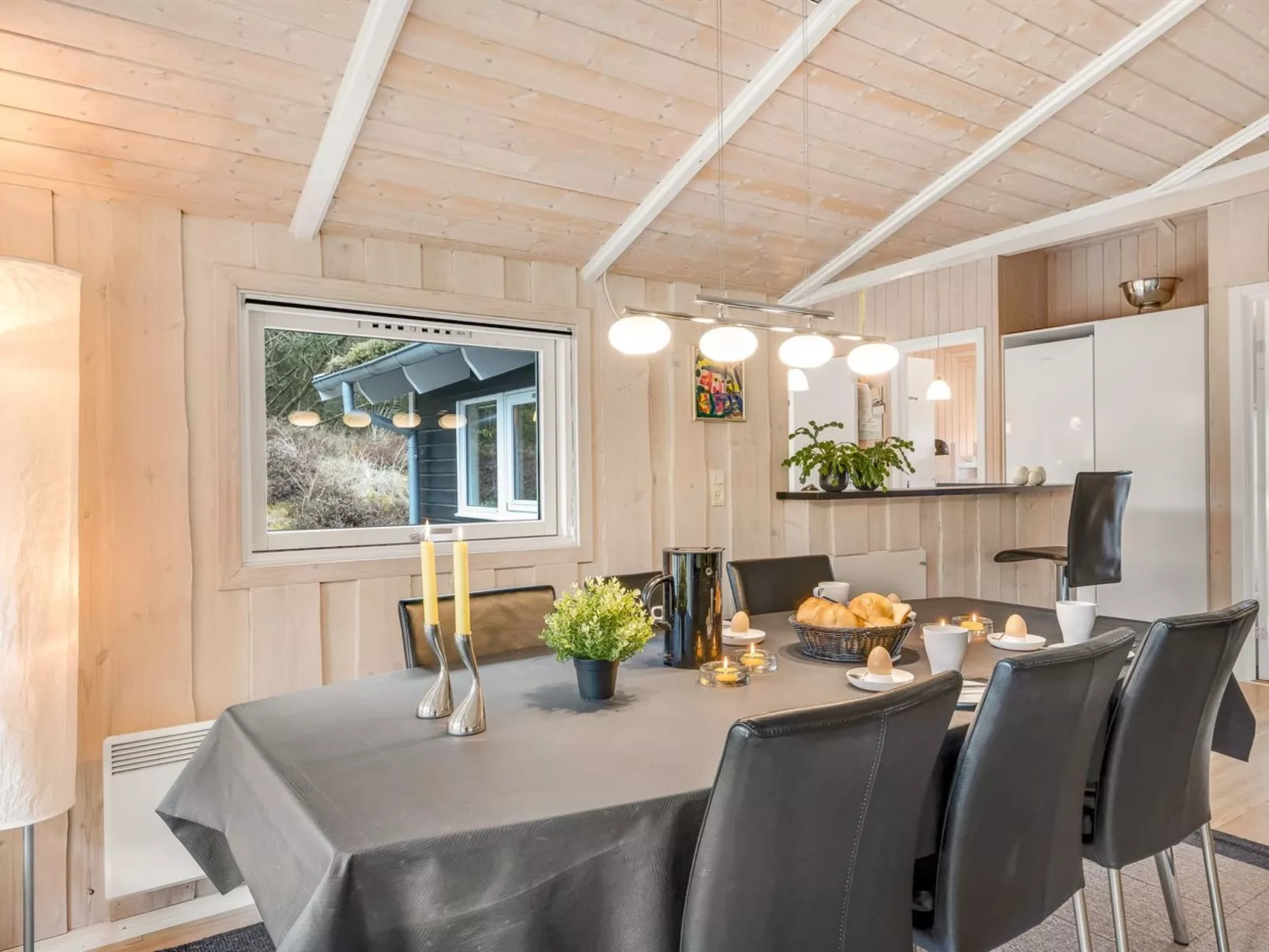 "Abiorn" - 2.5km from the sea - Binnen