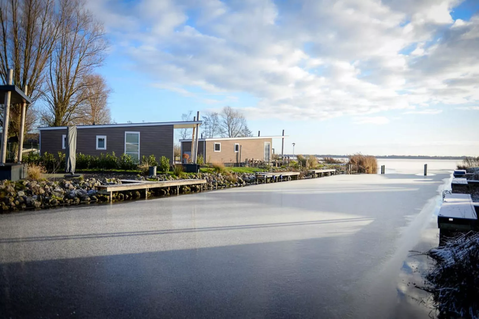Vakantiepark Bergumermeer 8 - Gebied winter 1km
