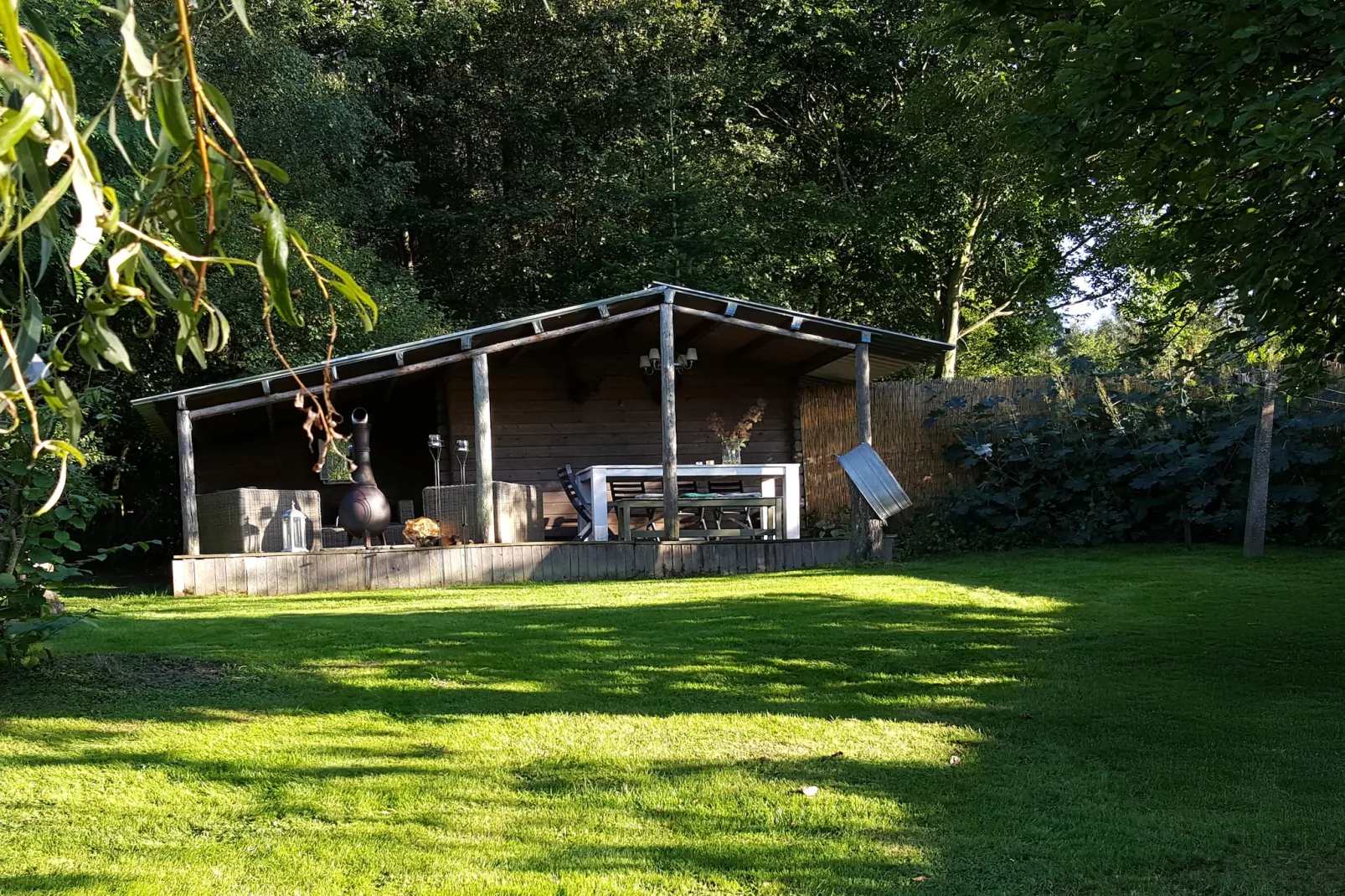 Au Foyer - Tuinen zomer