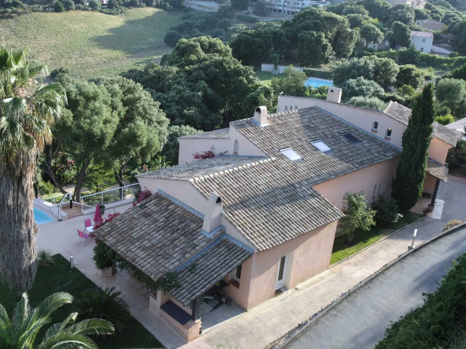 "La Capitelle" - Image-tags.info