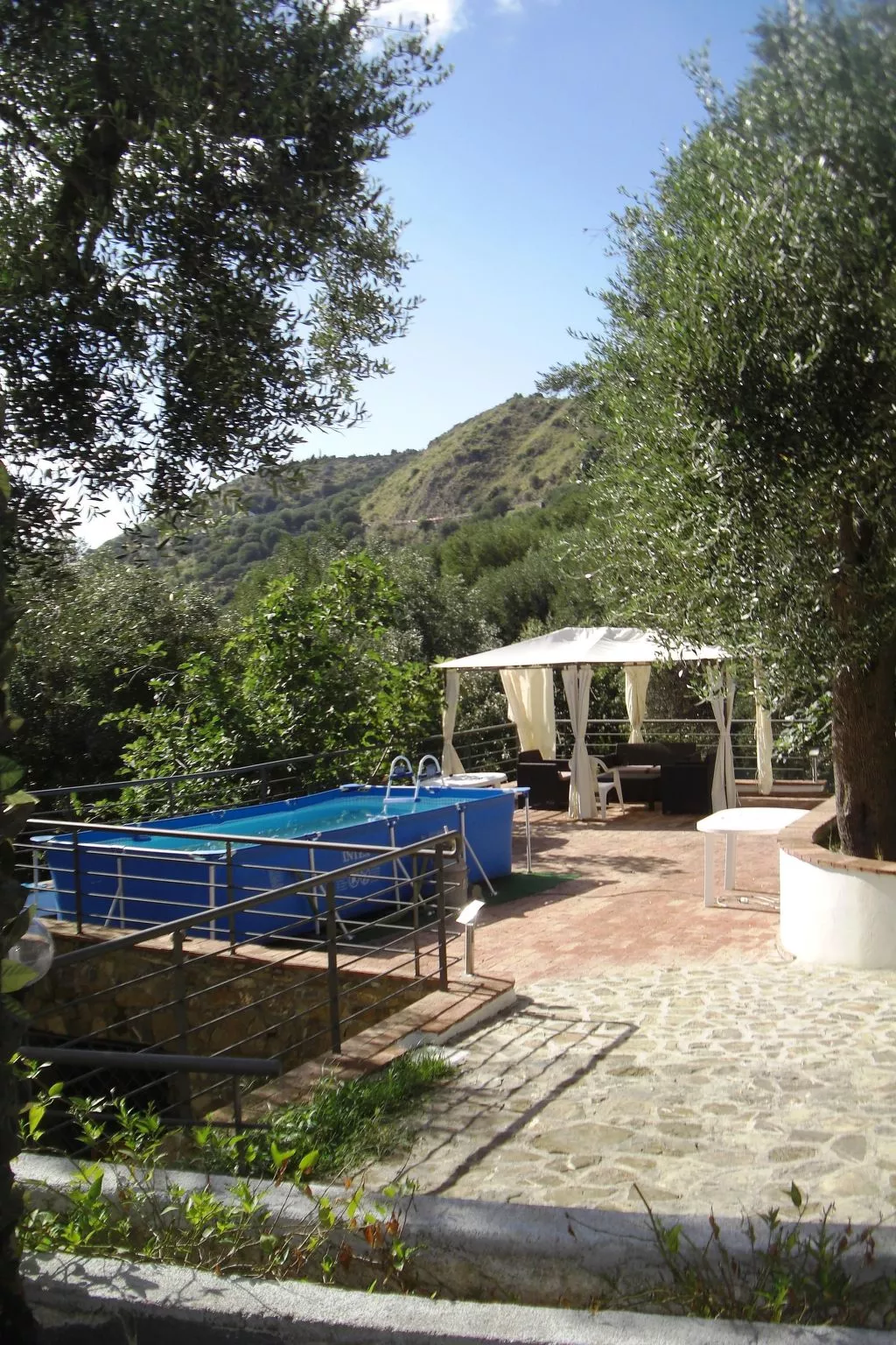 Appartement mit Garten, Terrasse und Grill - Image-tags.info