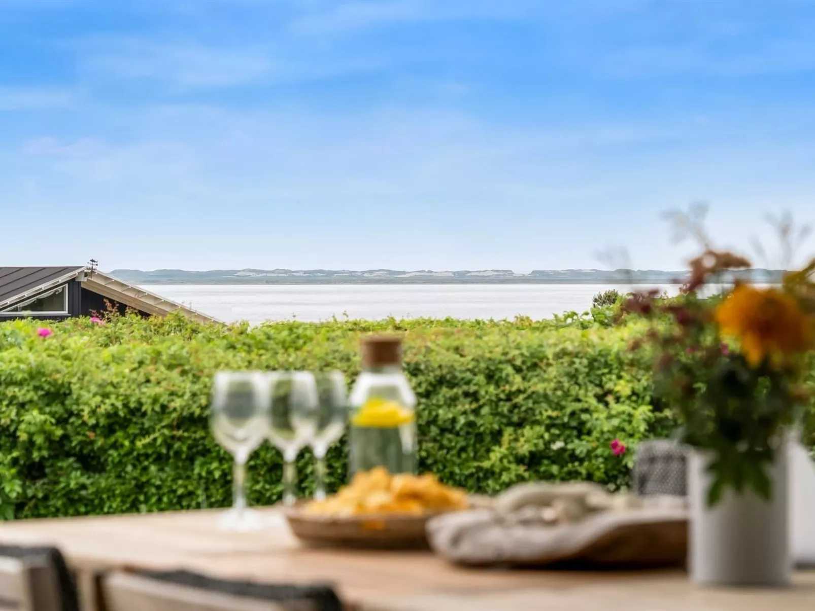 "Gedda" -  from the sea - Buiten