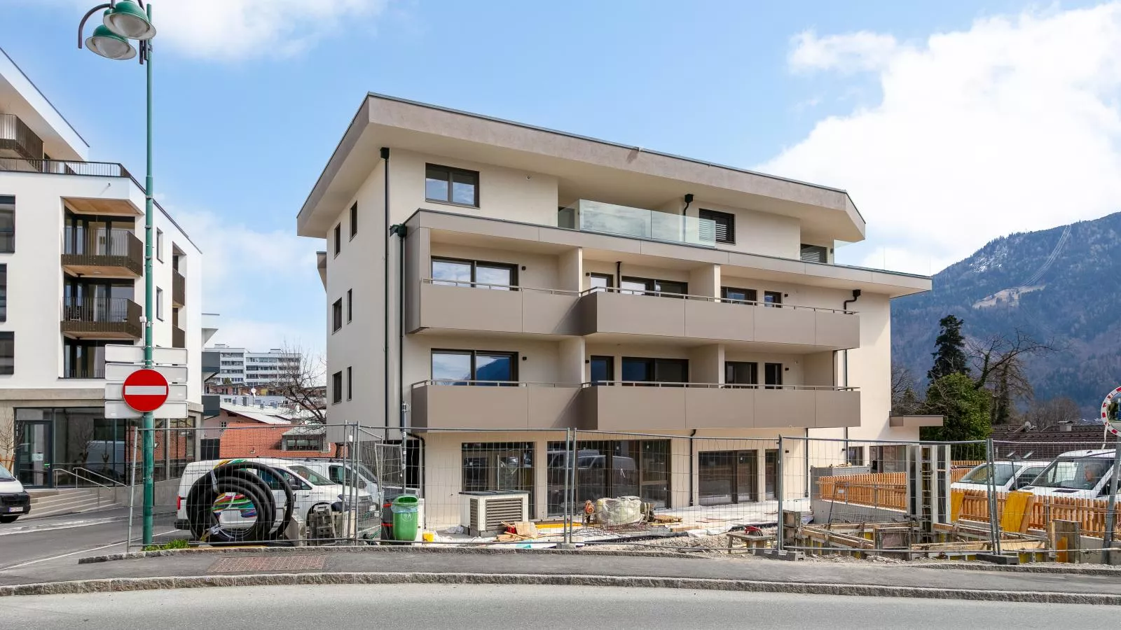 City Apartments Jenbach Top 3 - Buitenkant zomer