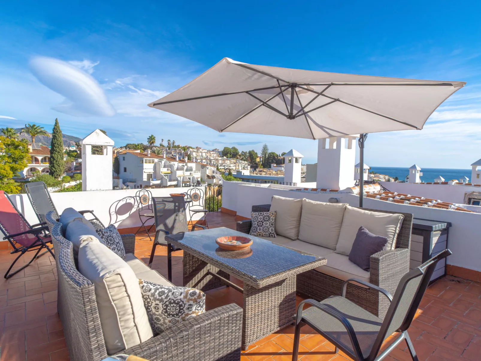 Verano Azul 27B by Casasol