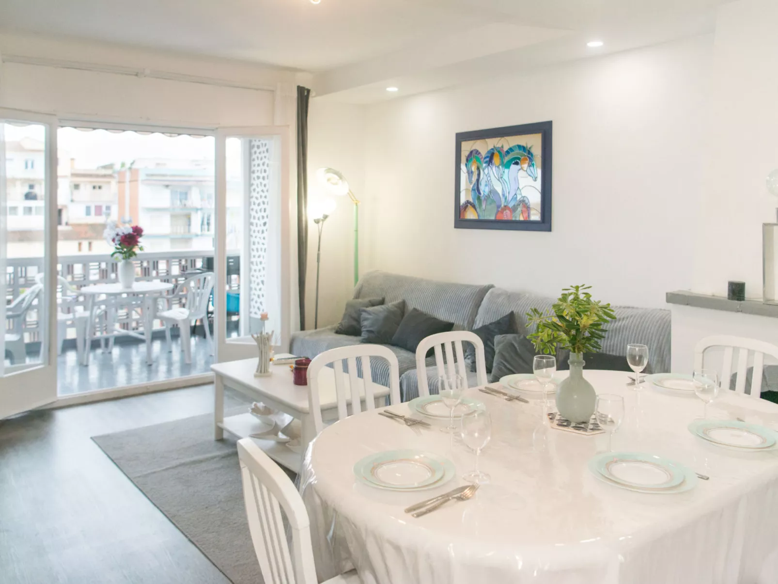 WELCS APARTAMENTO 244 EMP con terraza con vista