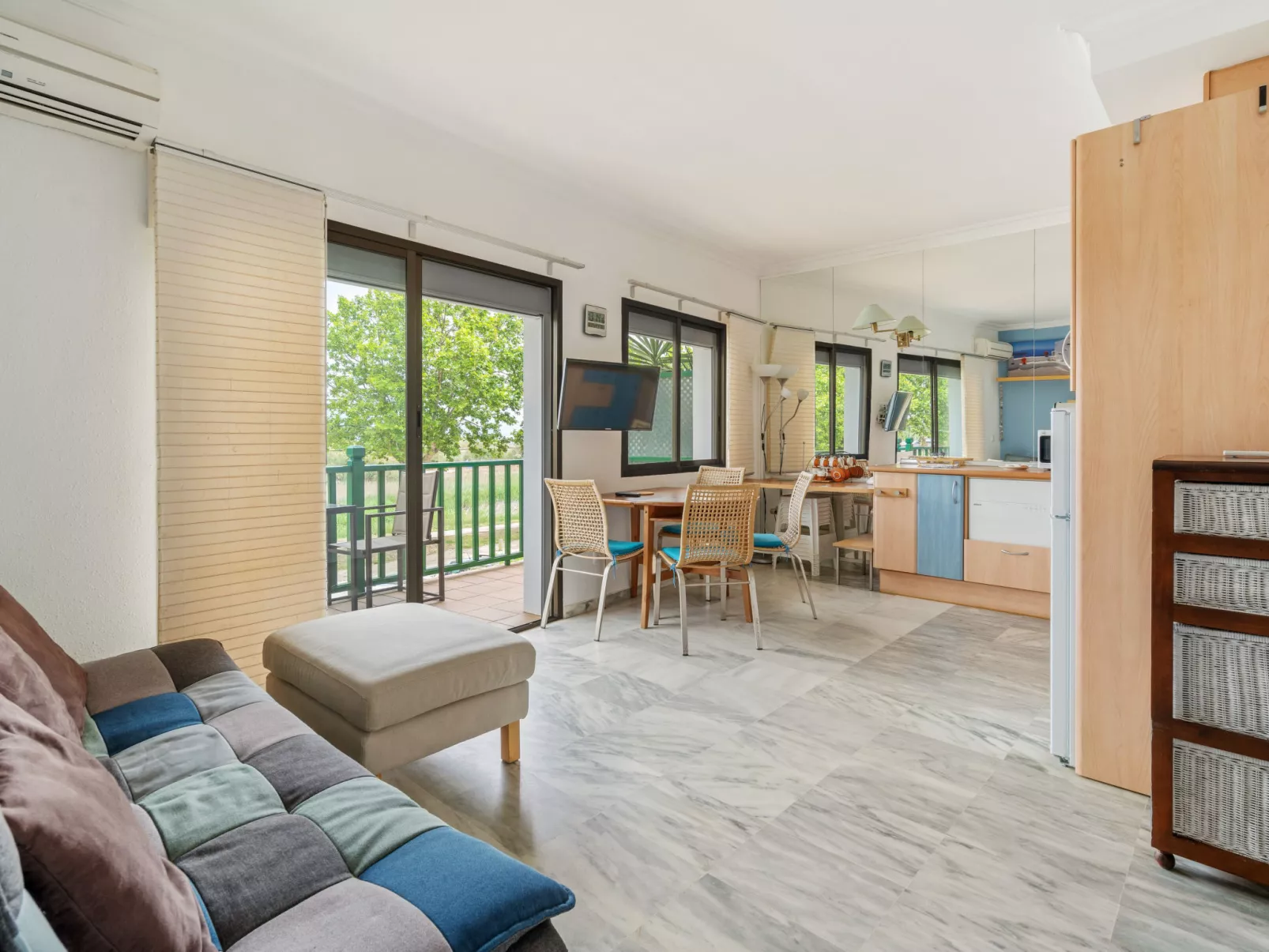 WELCS APARTAMENTO 080 EMP cerca de la playa