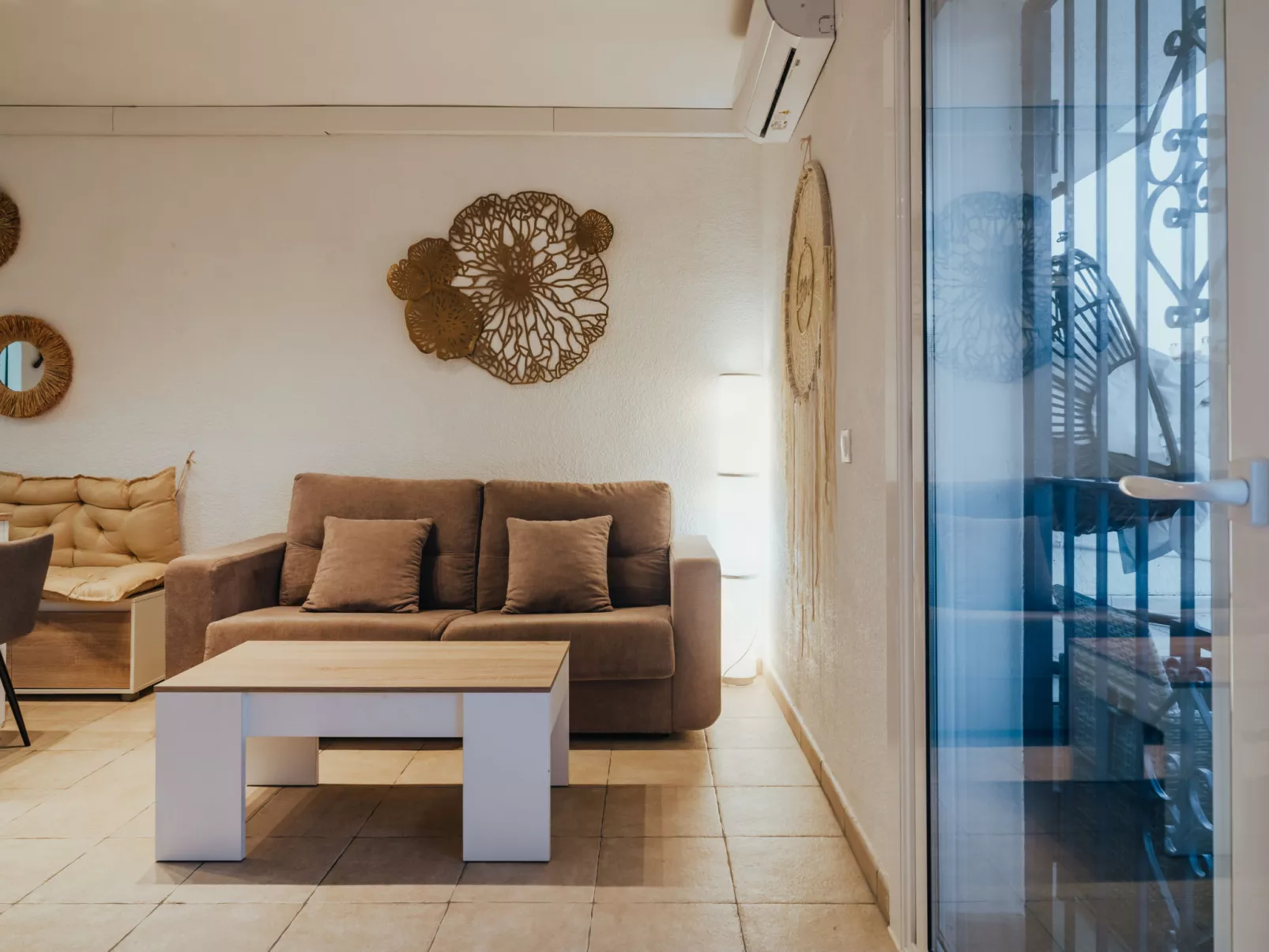 WELCS APARTAMENTO 199 EMP frente al Canal